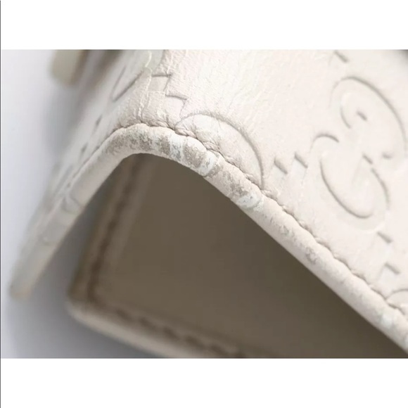 AUTH Gucci Guccissima Key Case - Picture 5 of 8